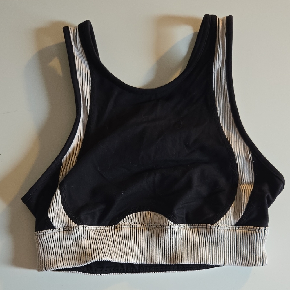 ALO Yoga Black and White Sports Bra